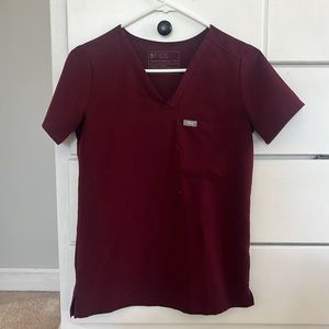 COPY - Maroon figs scrub top XXS